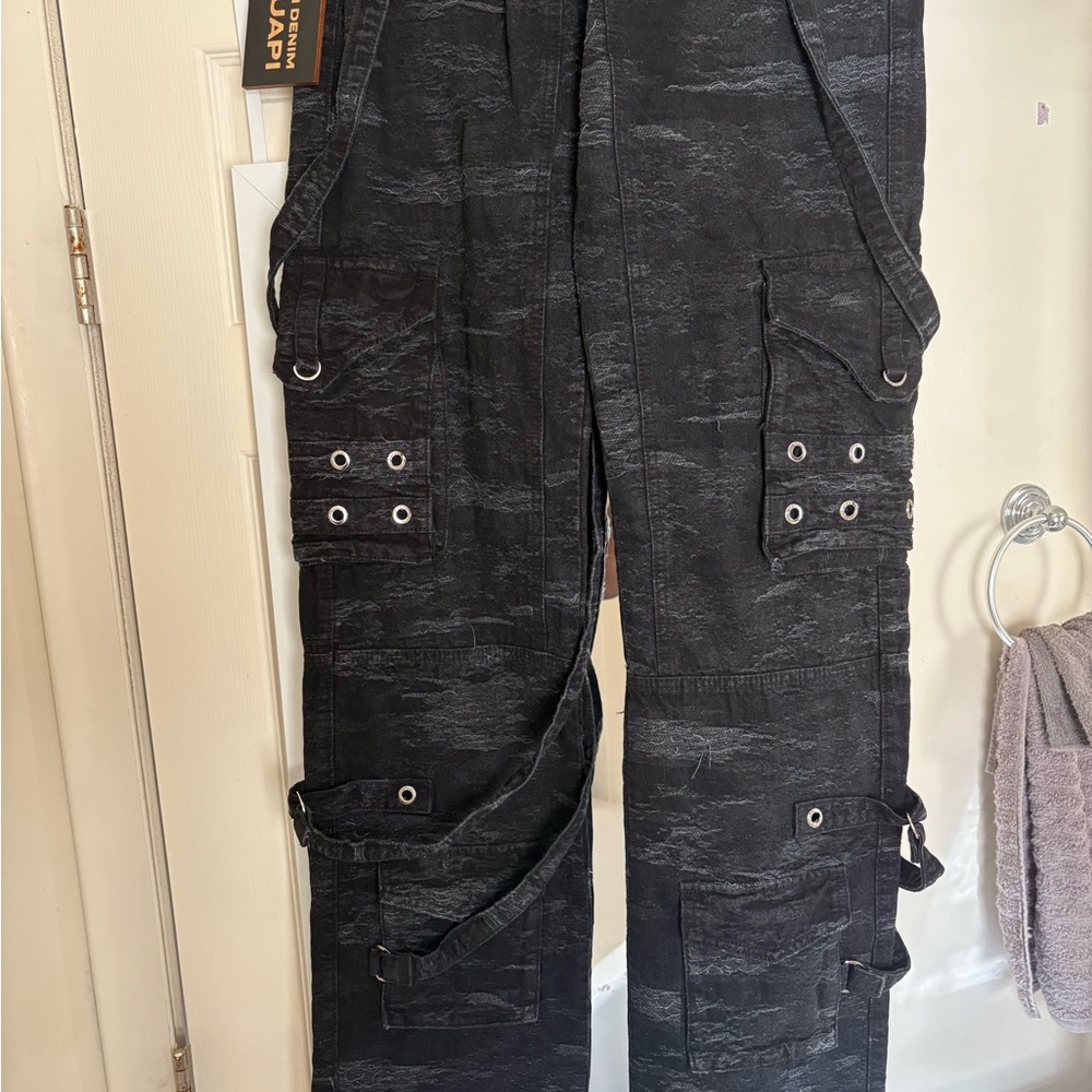 Black Cargo Pants